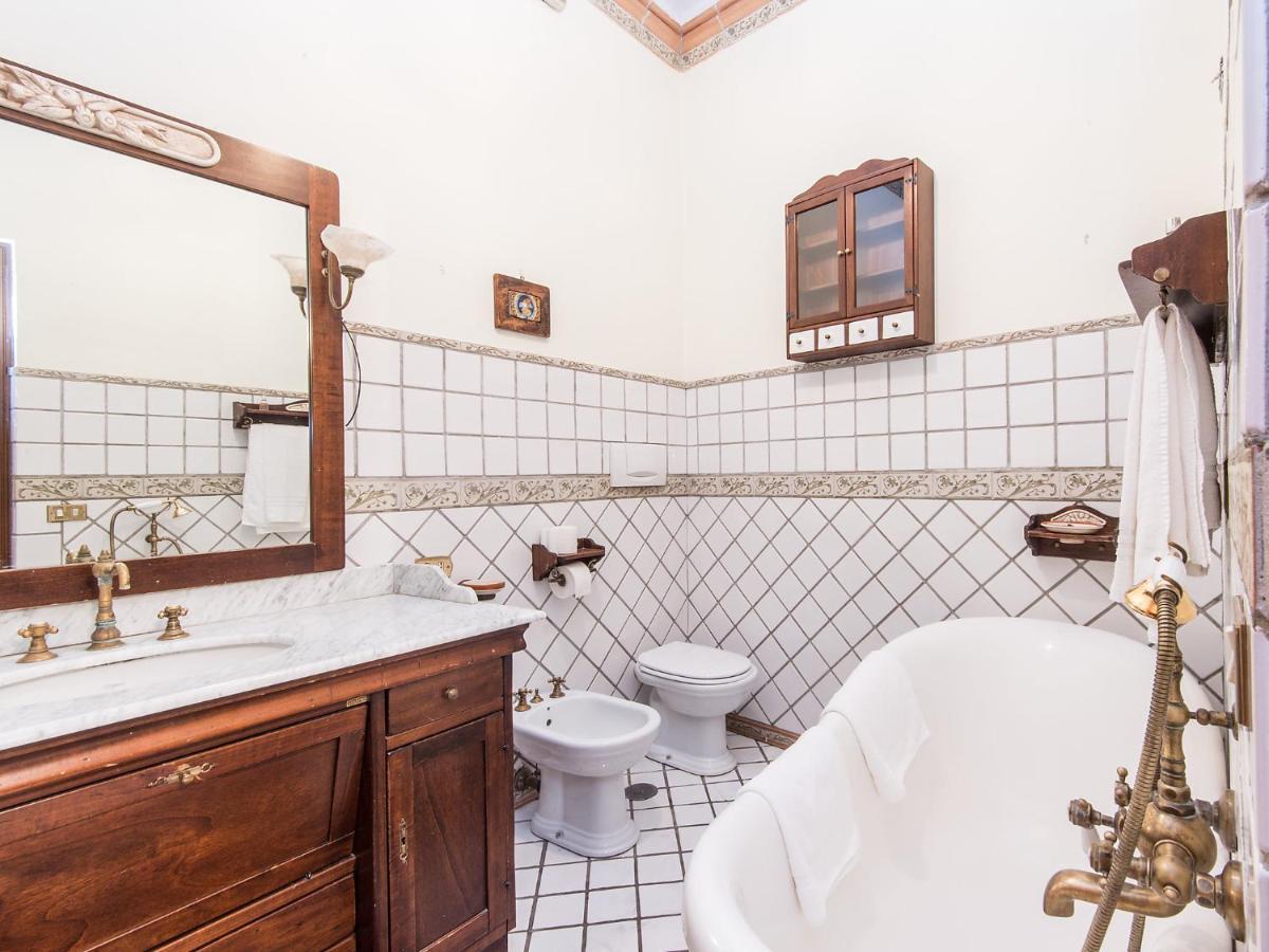 Appartement Spanish Steps Location By Interhome