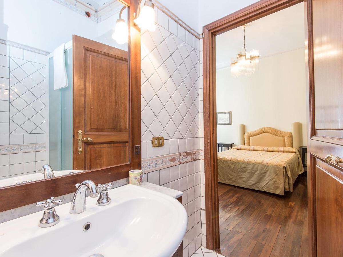 Spanish Steps Location By Interhome Rome